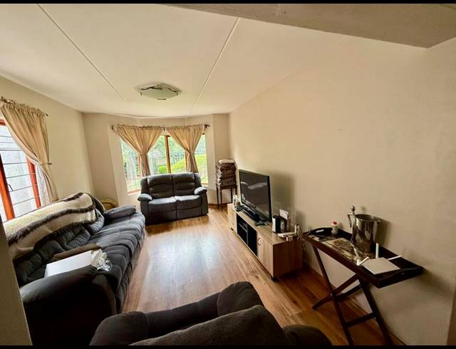 4 BEDROOM PROPERTY TO RENT IN SANDRINGHAM